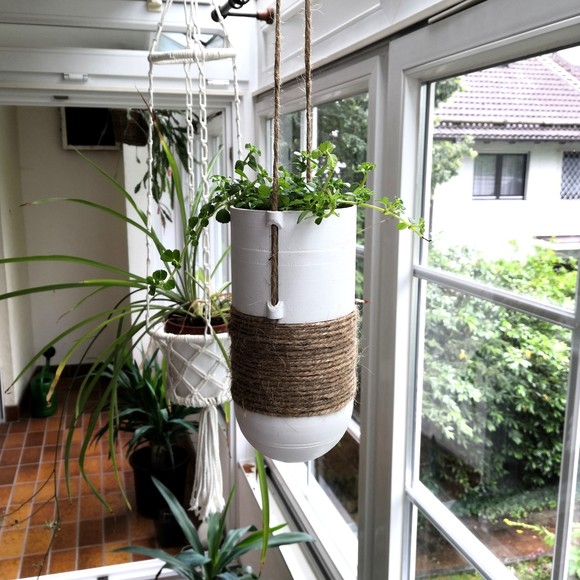 Modern Wall Hanging Garden & Indoor Planter Wall Decor - Picture 3 of 10